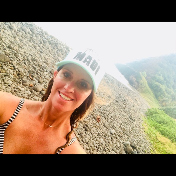 Meet your Posher, Amy - Picture 1 of 1